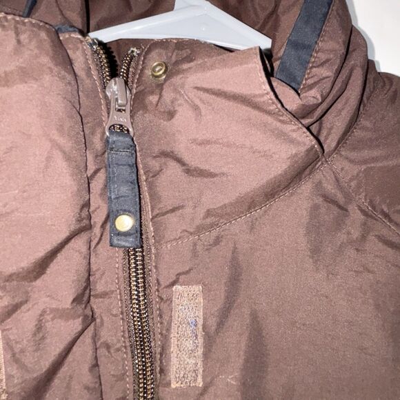 due to PoshM's policies cannot take down a listing within two months been bought - Picture 11 of 15